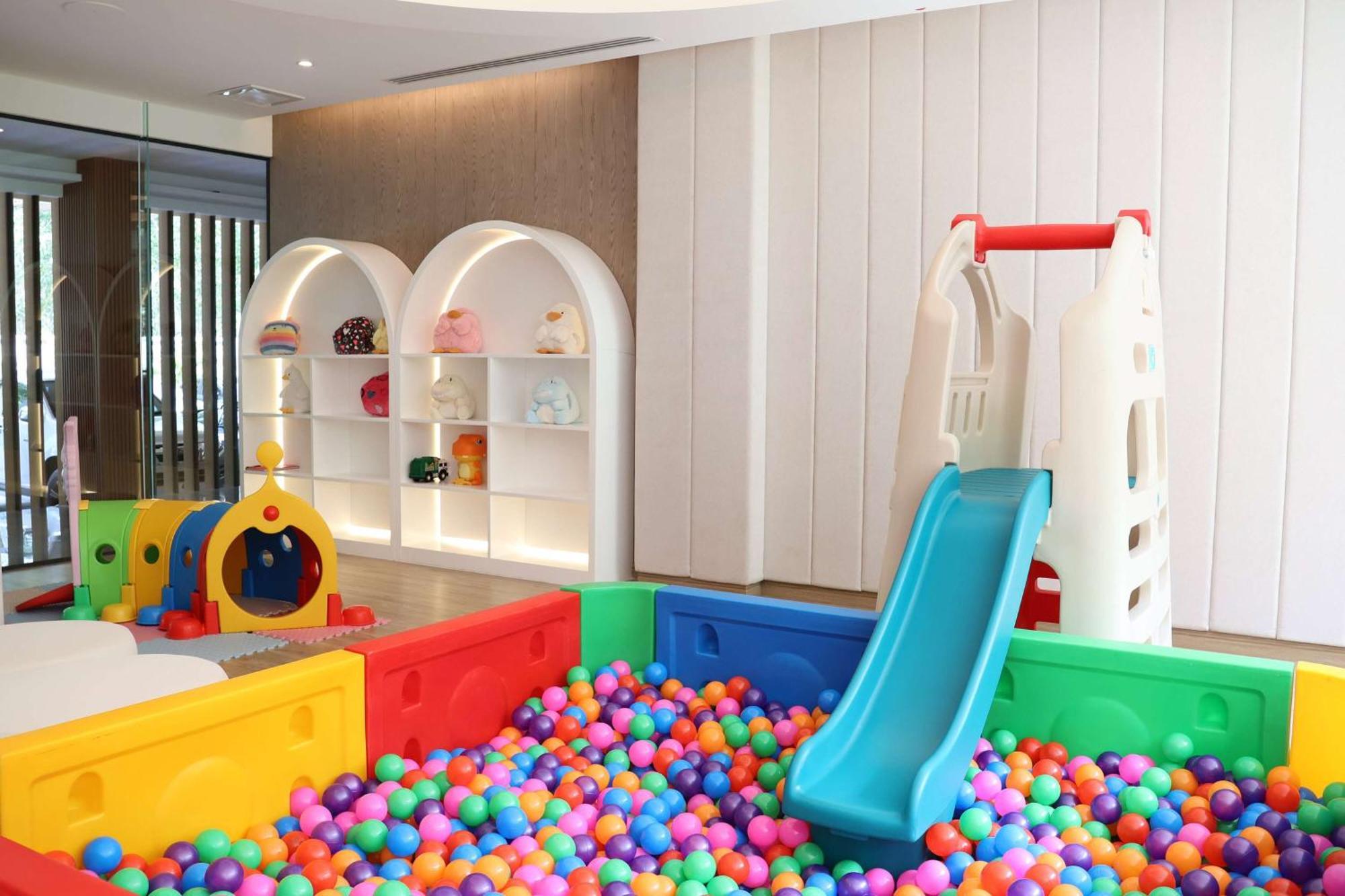 Wyndham Jomtien Pattaya Hotell Na Chom Thian Exteriör bild