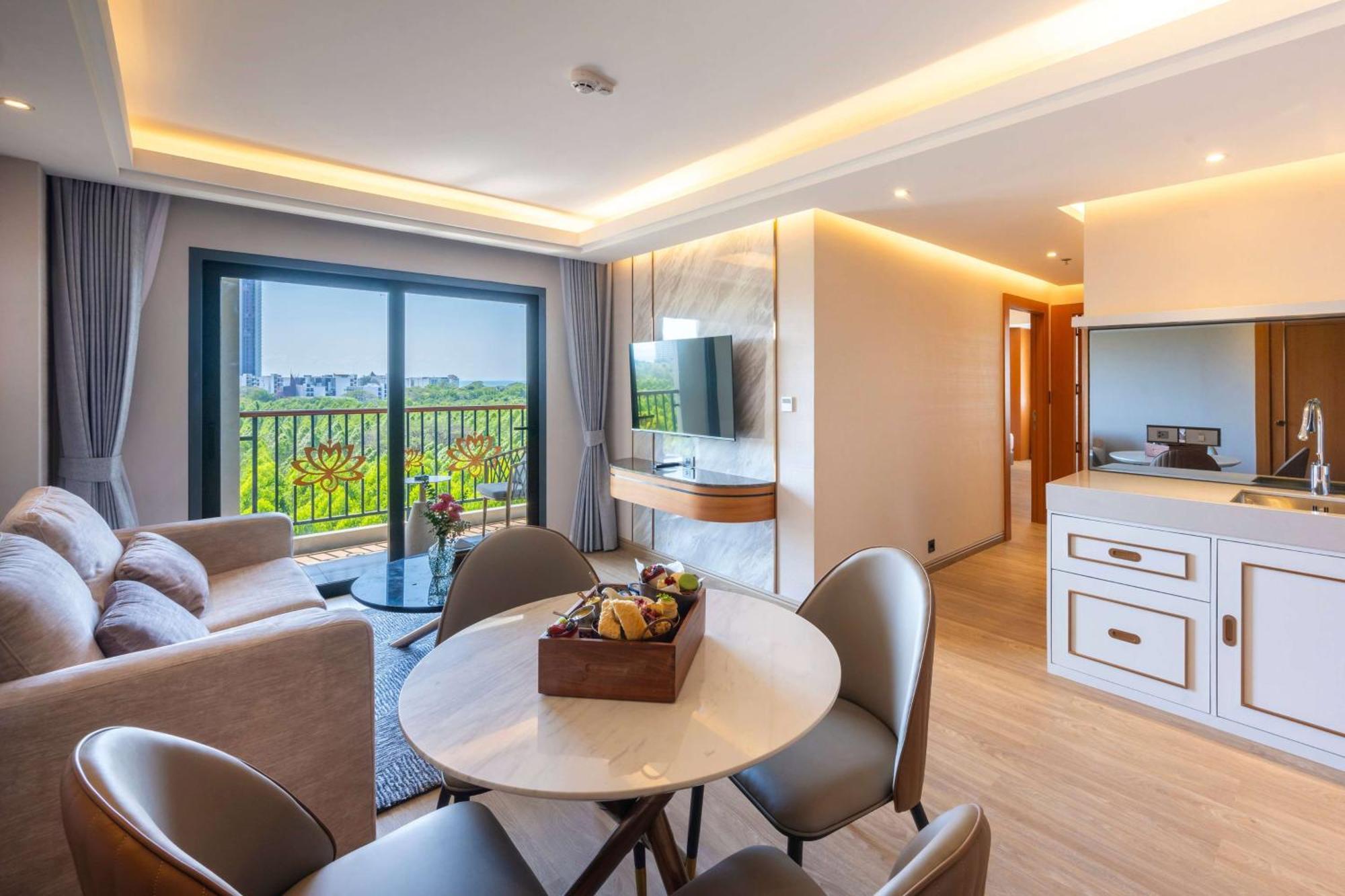 Wyndham Jomtien Pattaya Hotell Na Chom Thian Exteriör bild