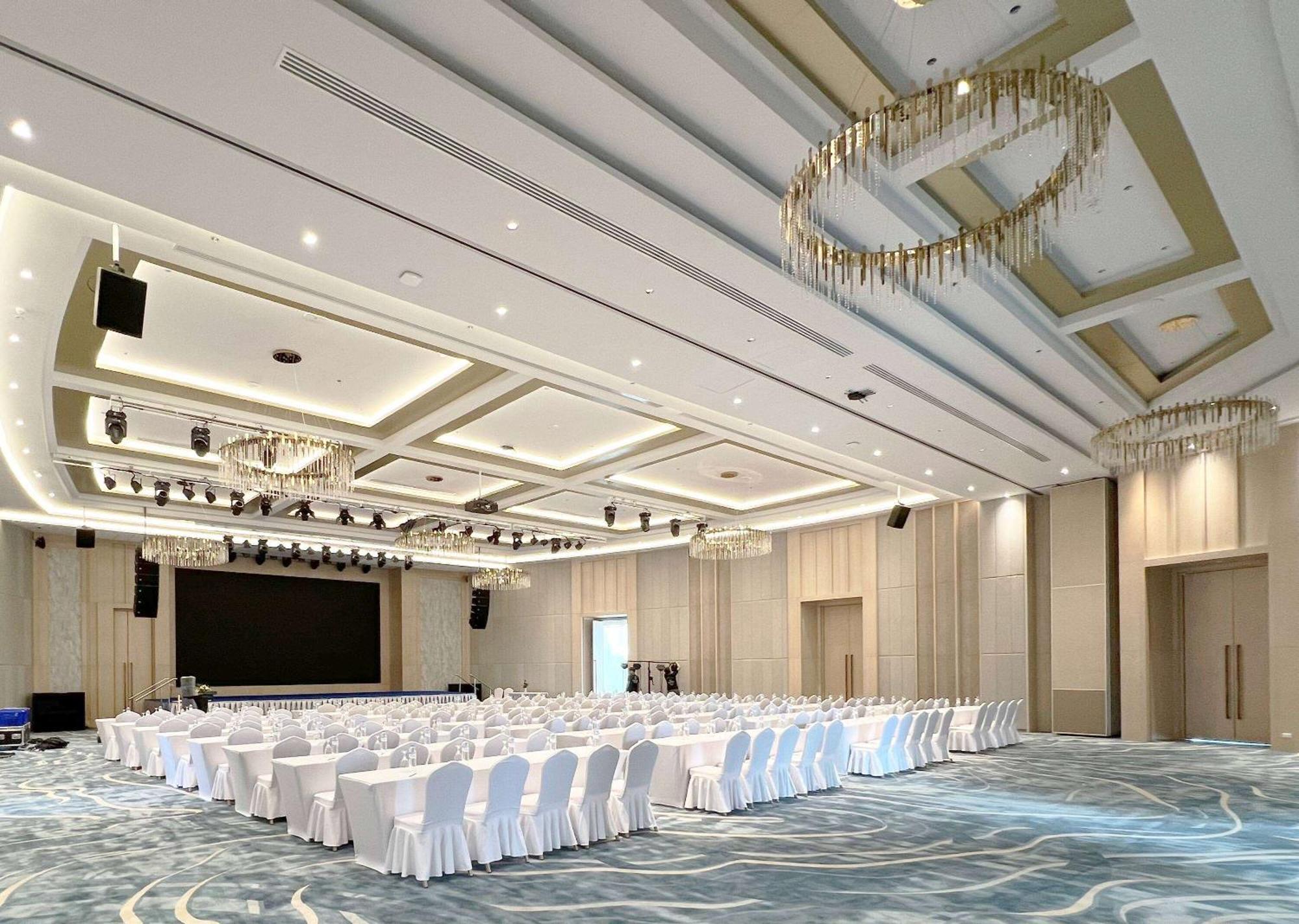 Wyndham Jomtien Pattaya Hotell Na Chom Thian Exteriör bild