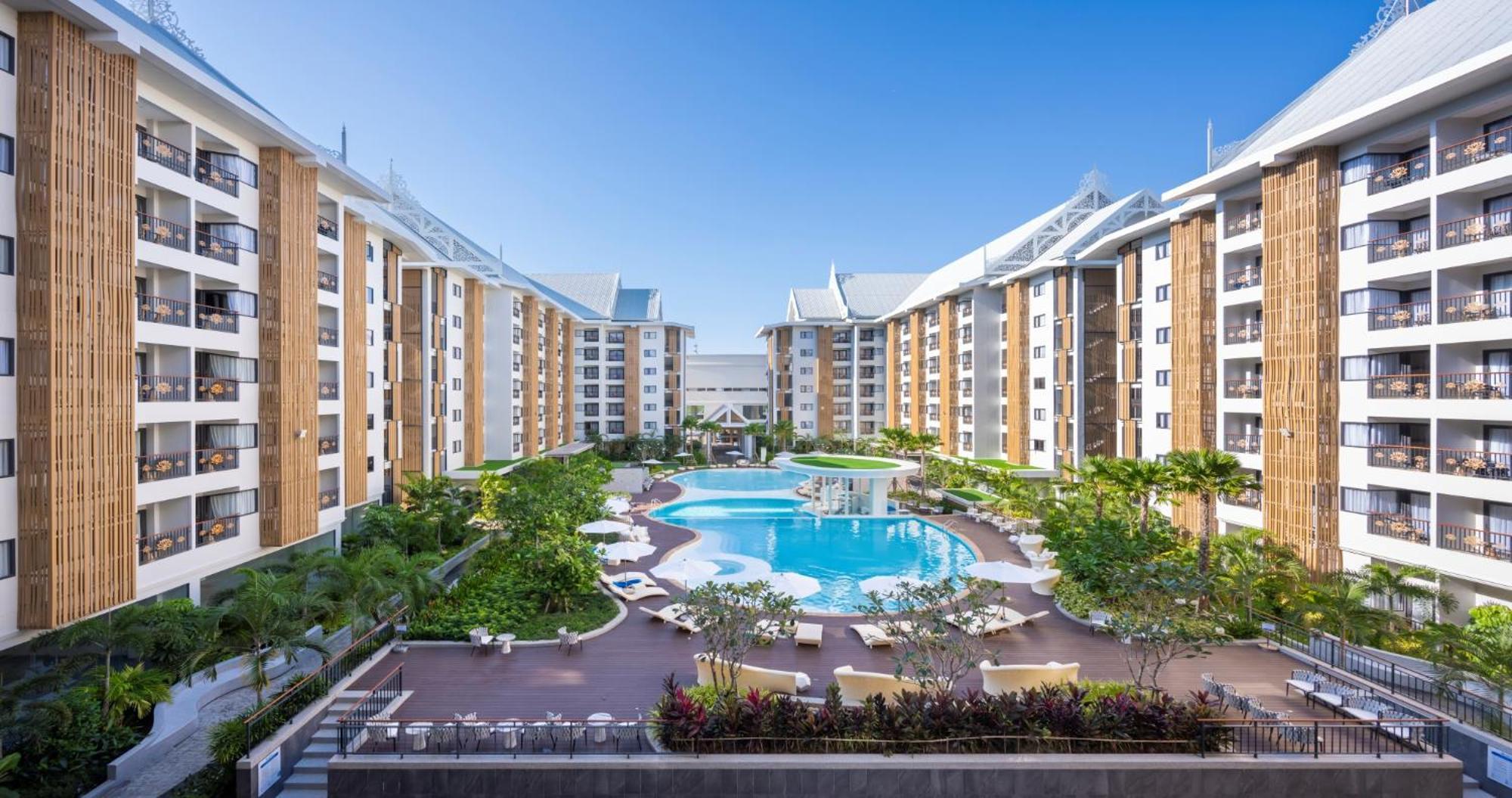Wyndham Jomtien Pattaya Hotell Na Chom Thian Exteriör bild