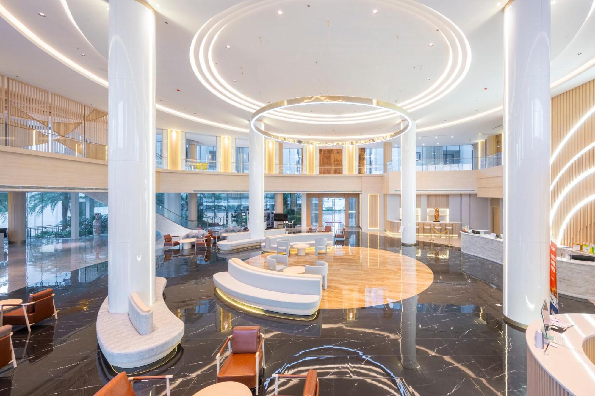 Wyndham Jomtien Pattaya Hotell Na Chom Thian Exteriör bild