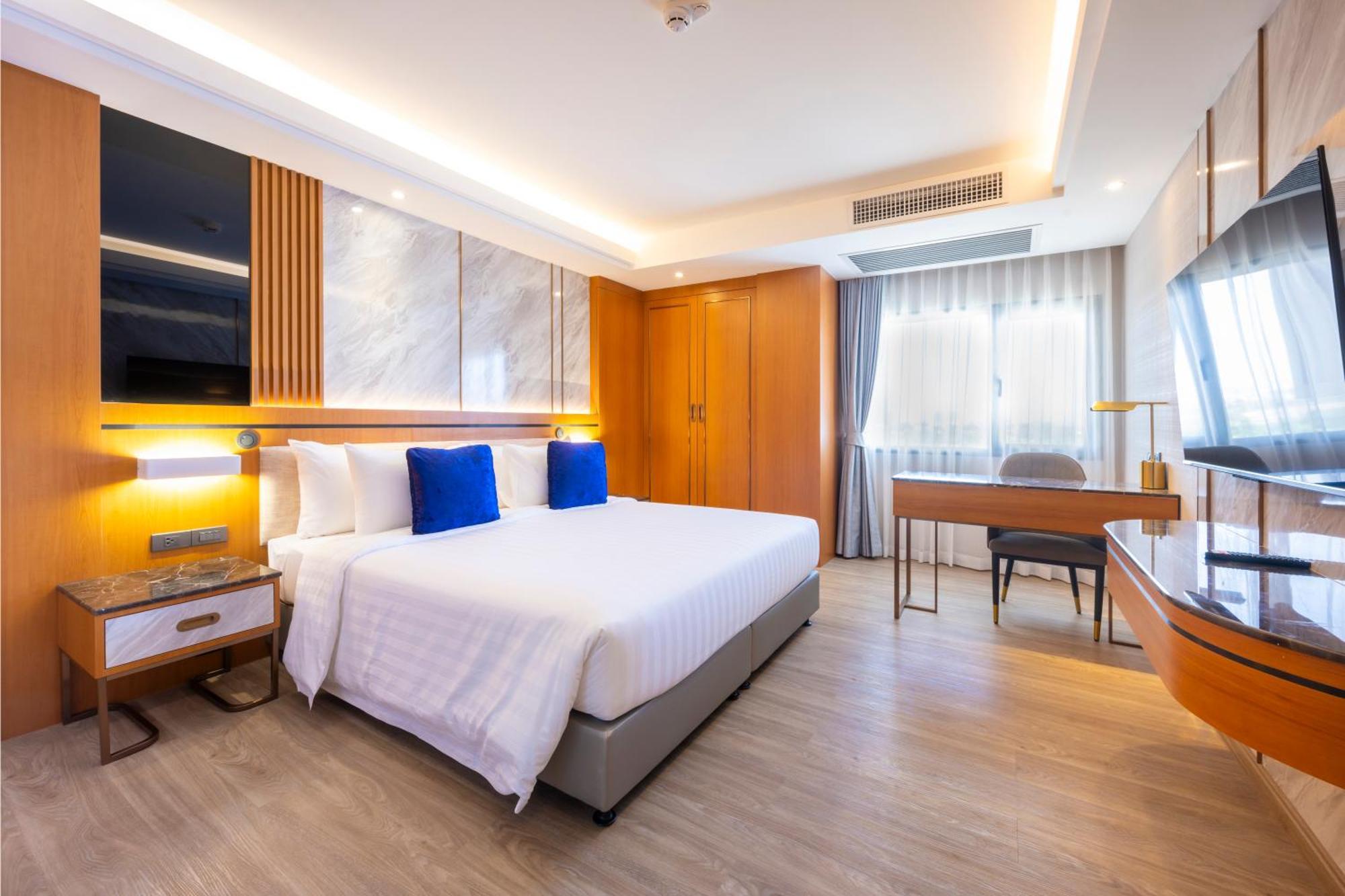 Wyndham Jomtien Pattaya Hotell Na Chom Thian Exteriör bild